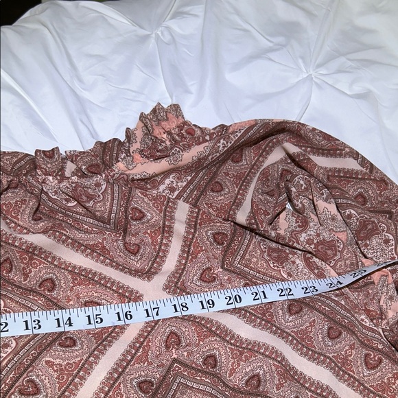 belle sky Pink Paisley Off-Shoulder Boho Blouse - Picture 9 of 10